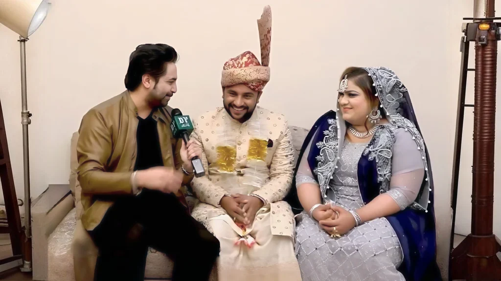 Pakistani Woman Marries Her Driver, Says She Fell in Love with His Gear-Shifting Style